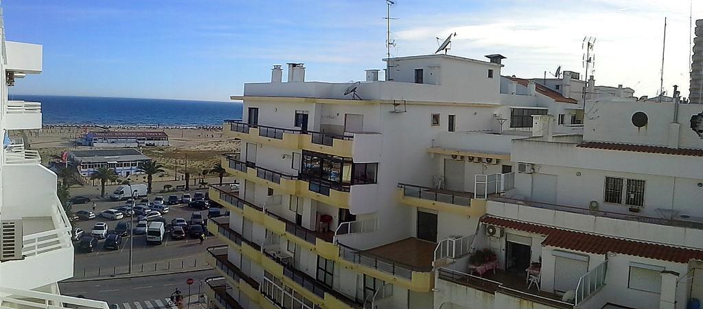 Charming With Sea View Apartment Monte Gordo Room photo